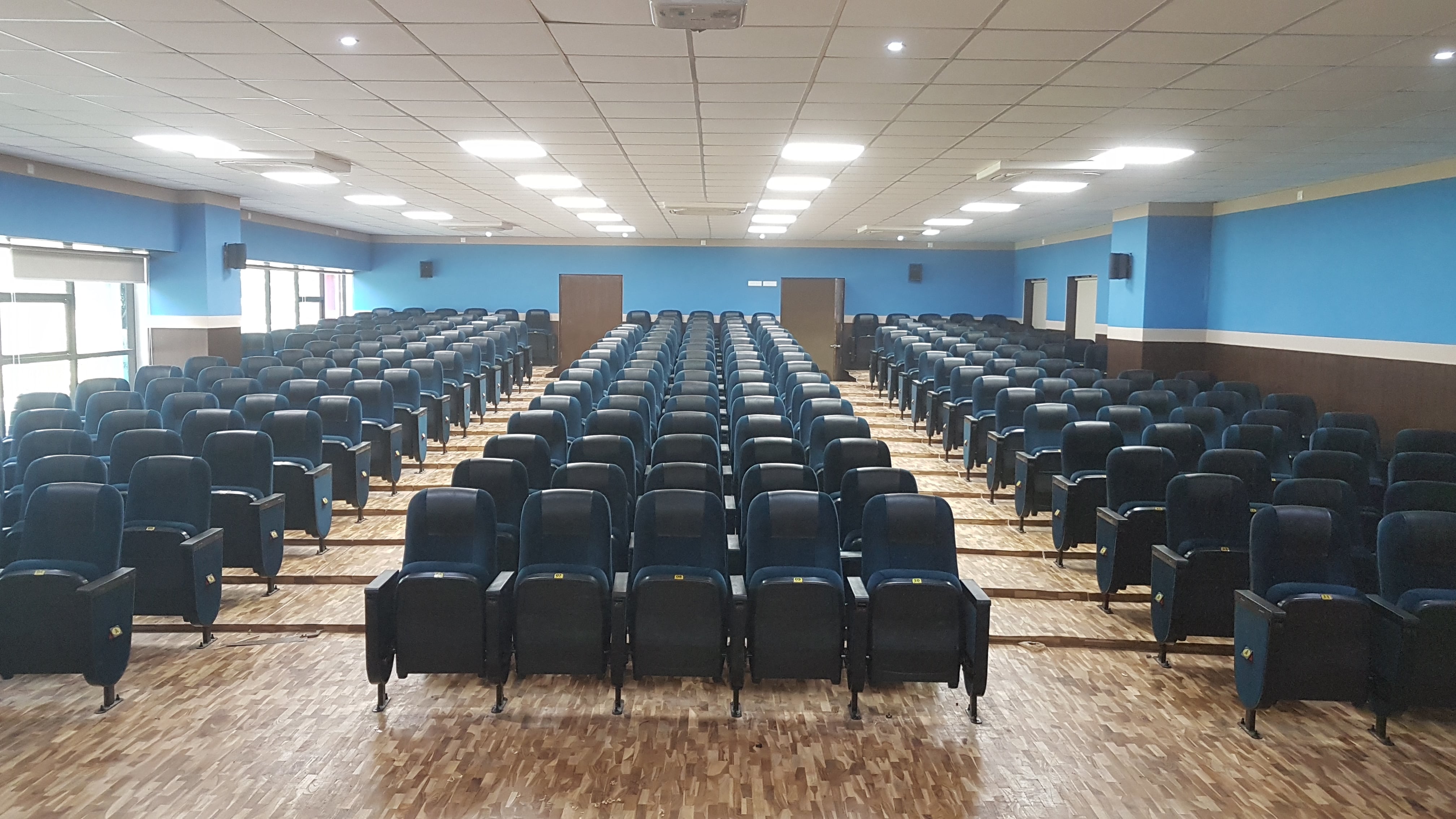 Best Modular Workstation & Office Chair Manufacturers In Bangalore